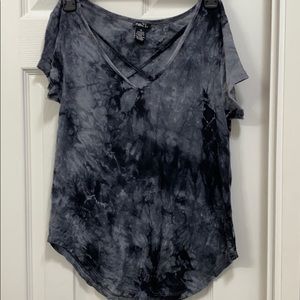 Short sleeve black/gray rye-dye top